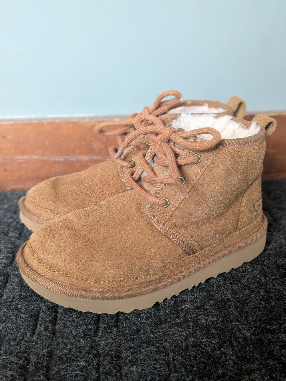 LIKE NEW UGG Neumel II Suede Bootie Toddler 13